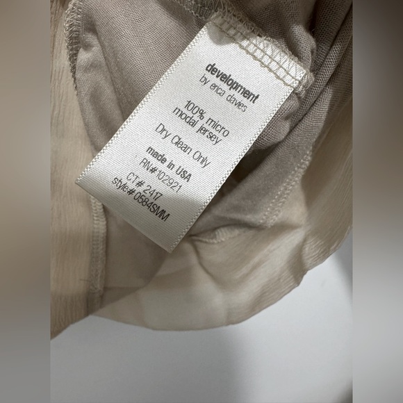 Development by Erica Davies Beige/Taupe Sheer Top XS - Picture 6 of 6